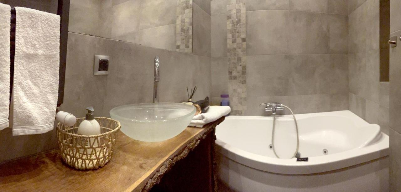 وارسو Royal Lazienki. Beautiful Apartment By The Park. المظهر الخارجي الصورة